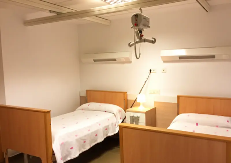 Habitación de Residencia y Centro de Día de Alzheimer de Valdepeñas, en Valdepeñas