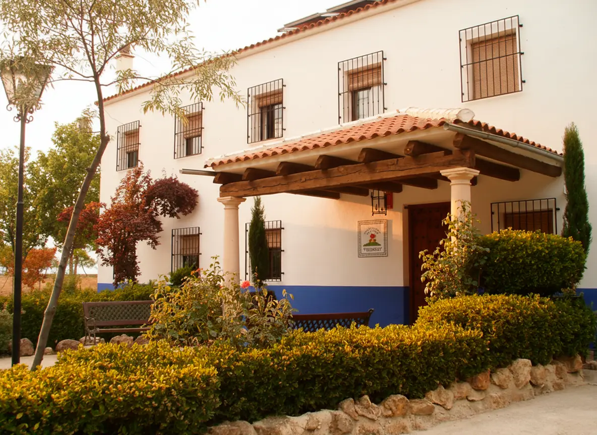 Fachada de Residencia de Salud Mental "Centro Vereda", en Argamasilla de Alba