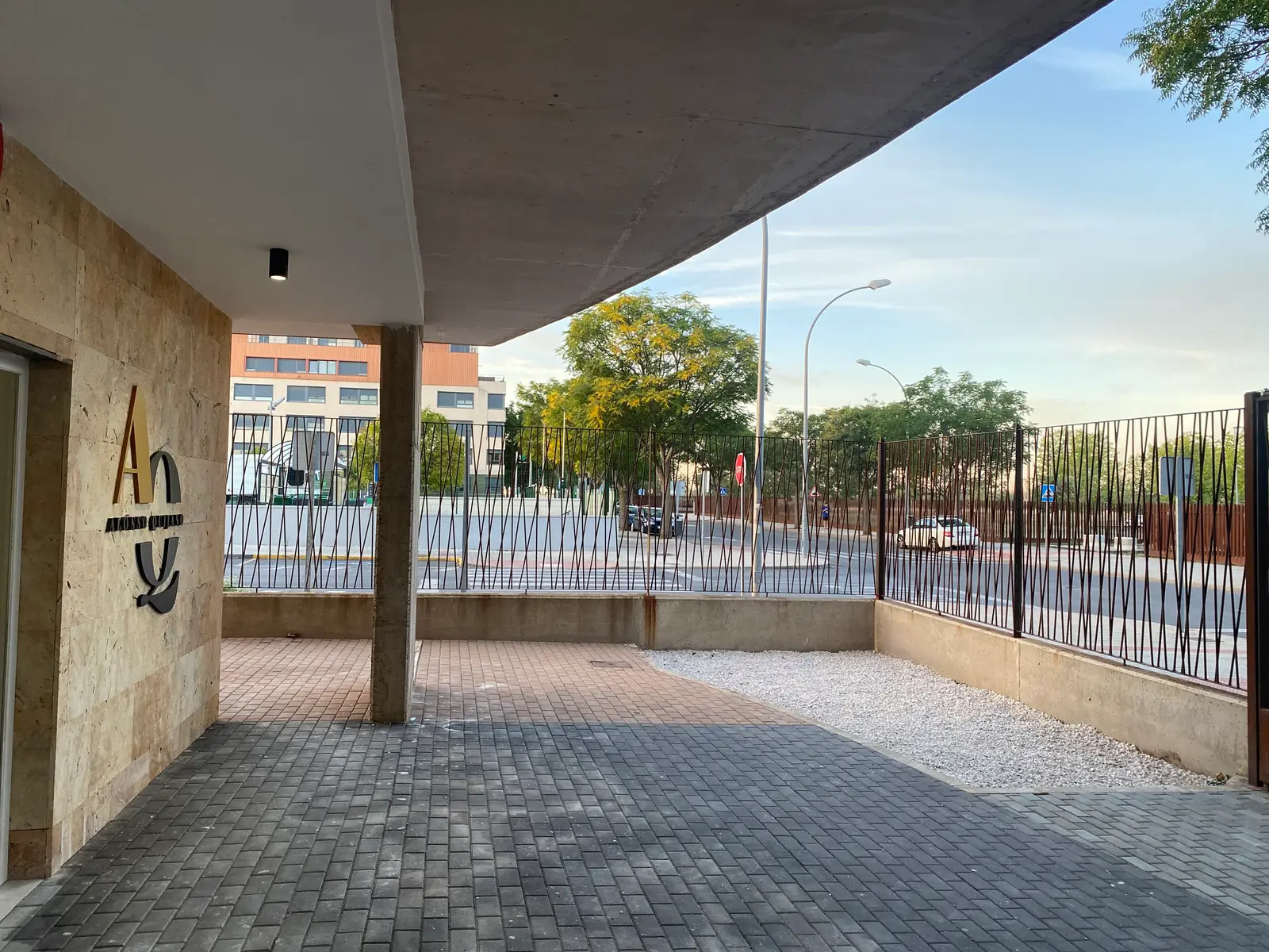 Façade of Alonso Quijano Community Mental Health Residence, in Ciudad Real
