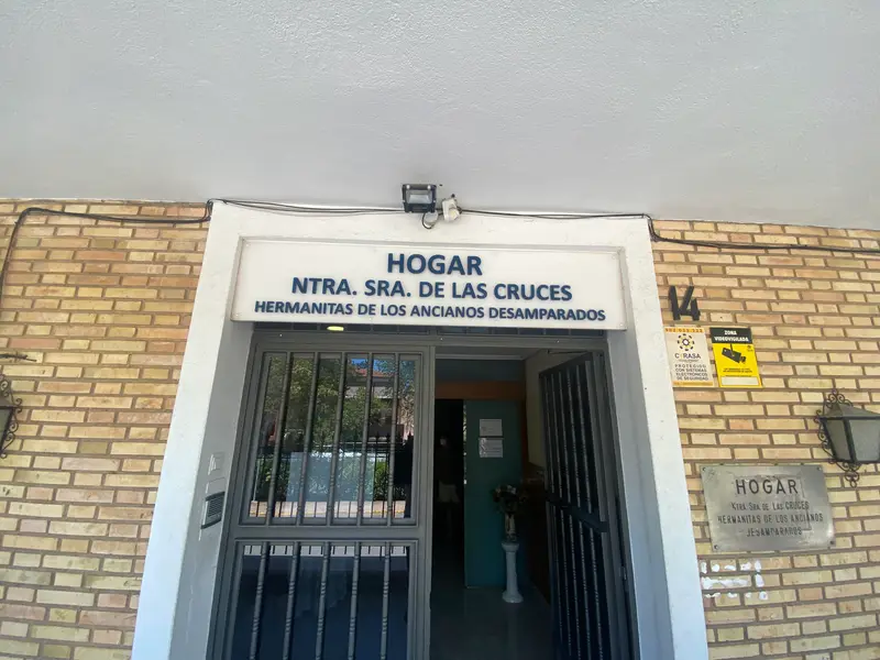 Entrada de Residencia Ntra. Sra. de las Cruces, en Daimiel