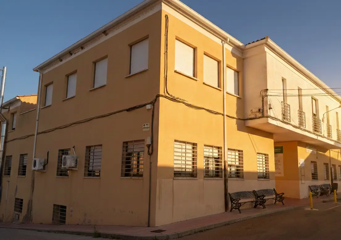 Fachada de Residencia de Mayores y Centro de Día Madroñera, en Madroñera