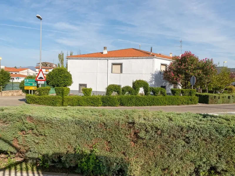 Instalaciones de Residencia de Mayores y Centro de Día San Gregorio, en Pozuelo de Zarzón