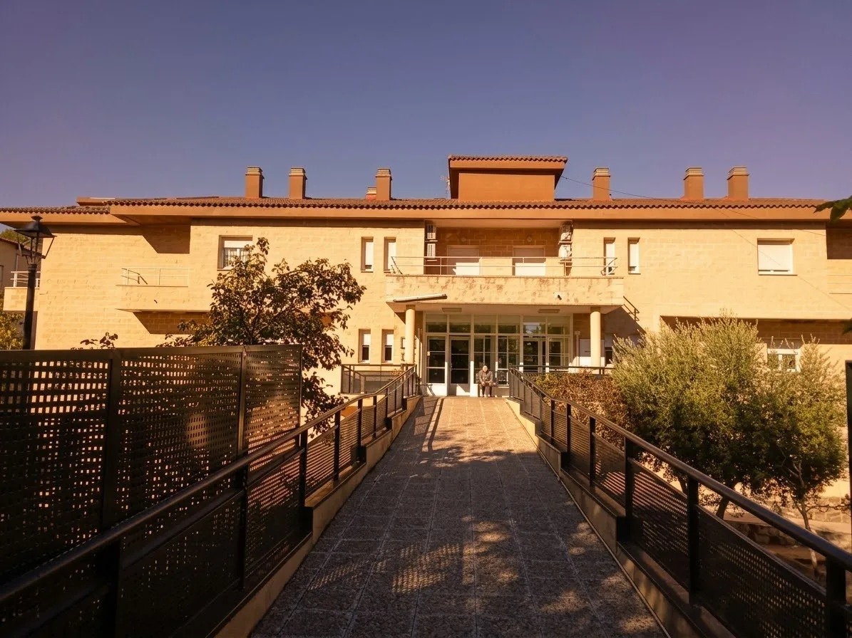 Front of La Concordia Care Home in Sacedón